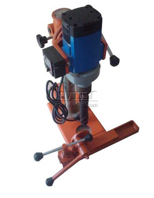 늄Ӳ�������?zh��)��@ȡ�C